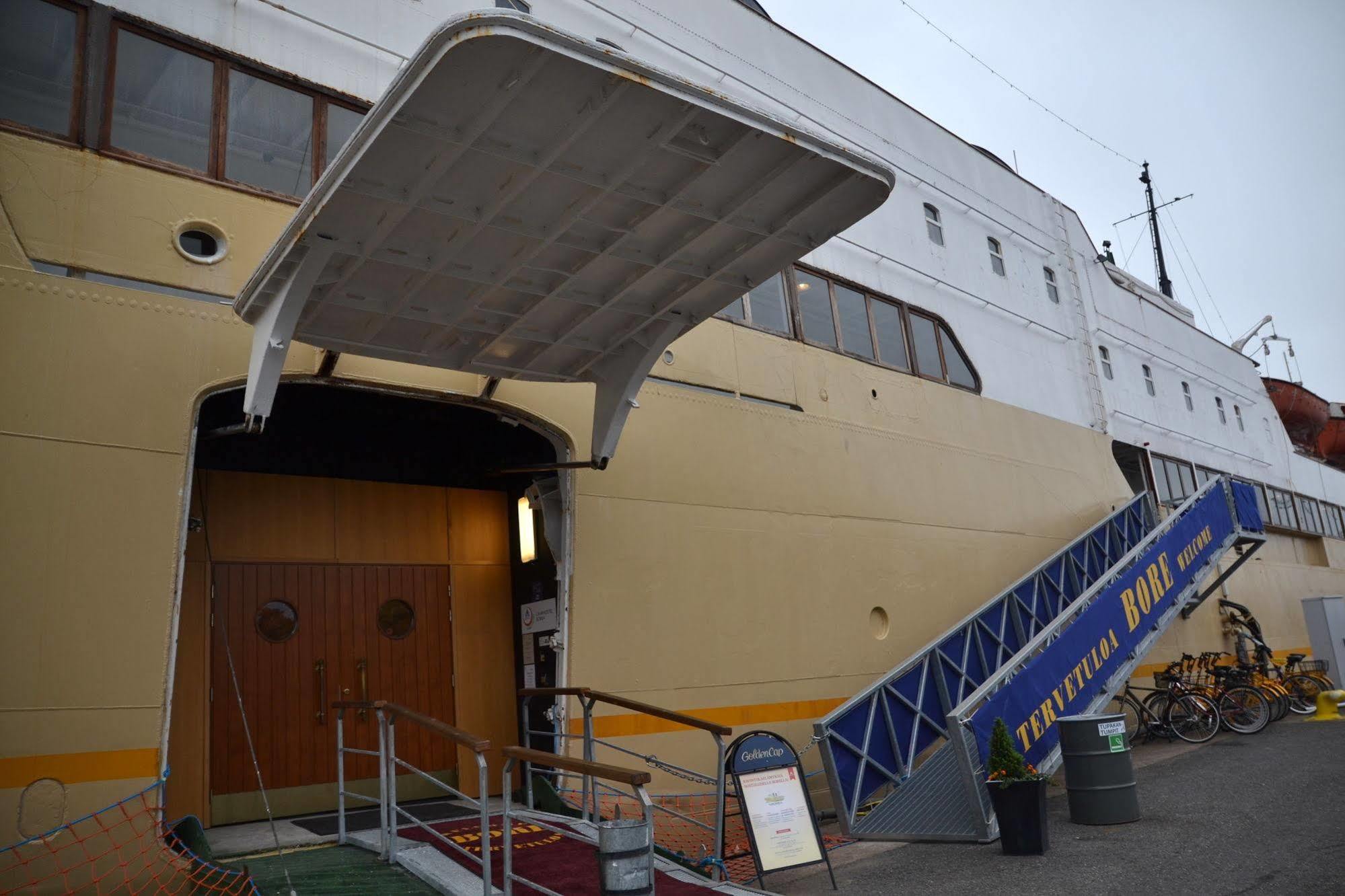 Laivahostel S/S Bore Turku Exterior photo